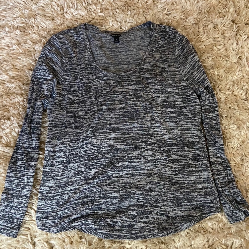 Long sleeve lightweight sweater